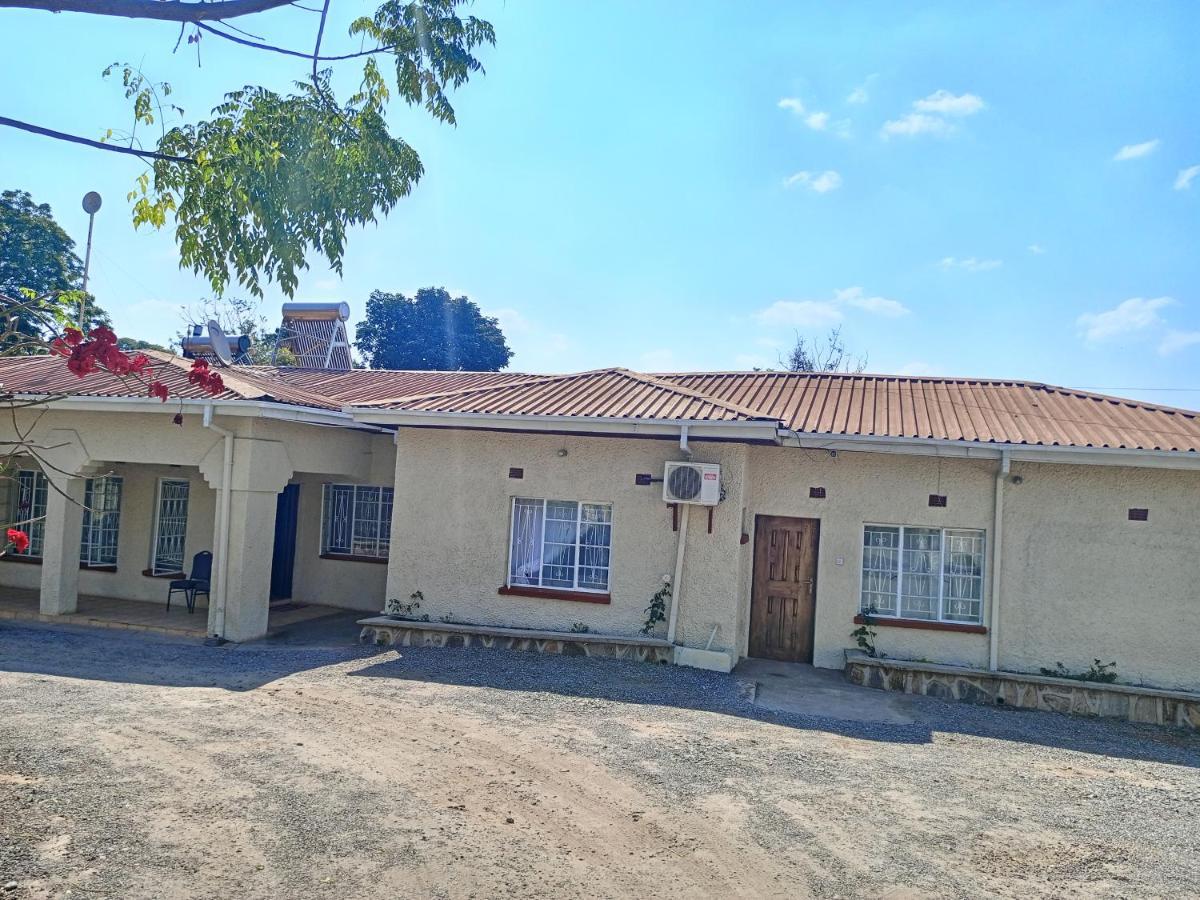 Matt Bed And Breakfast Lilongwe Buitenkant foto