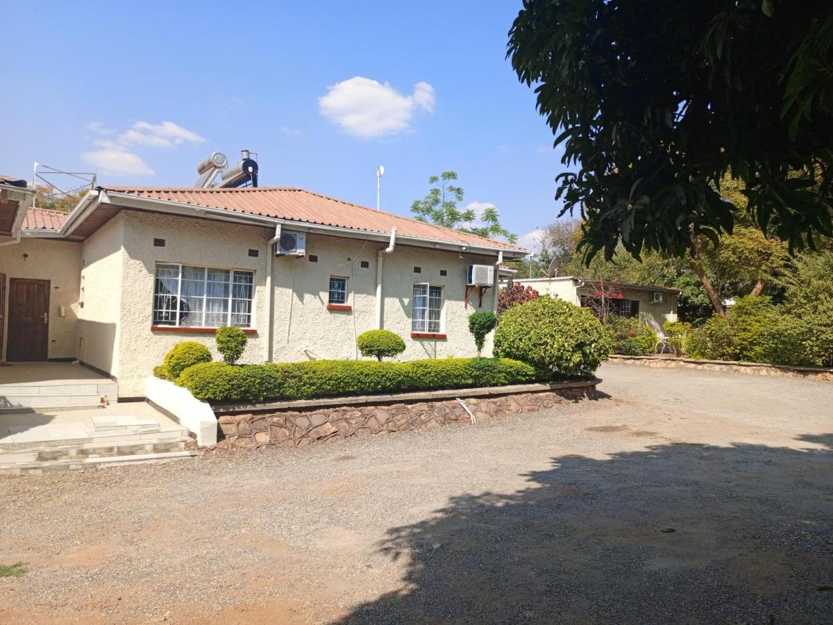 Matt Bed And Breakfast Lilongwe Buitenkant foto