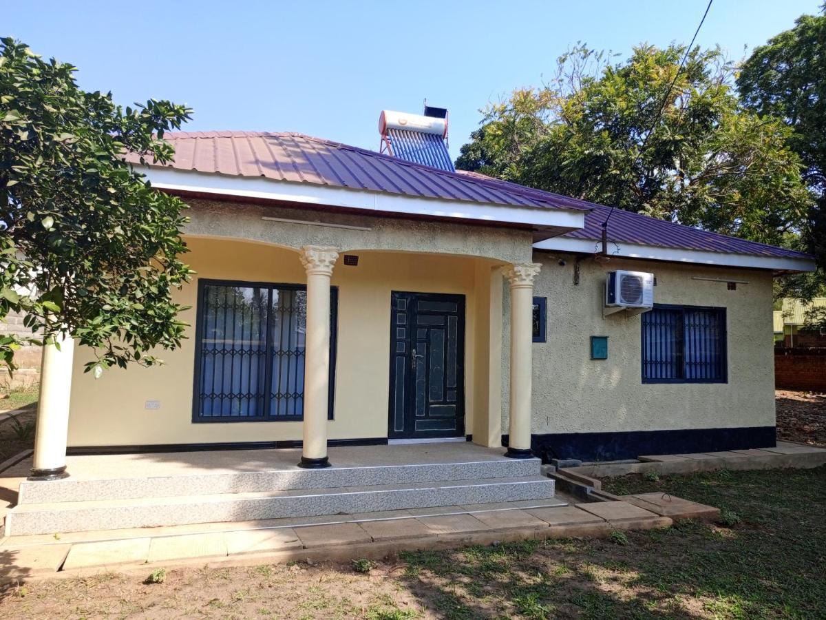 Matt Bed And Breakfast Lilongwe Buitenkant foto